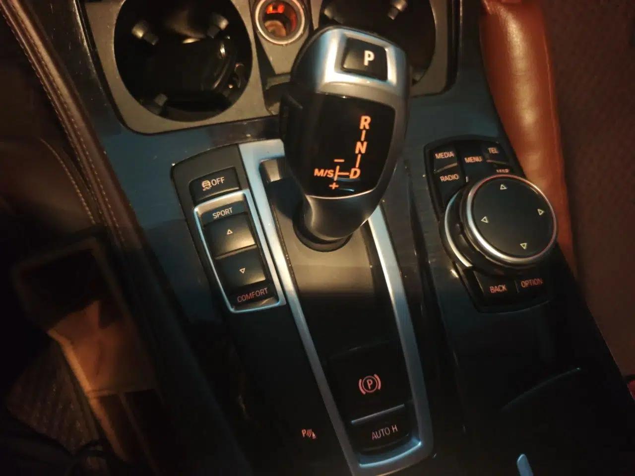 BMW 5 Series 2014 525Li Luxury Design Package — миниатюра 14