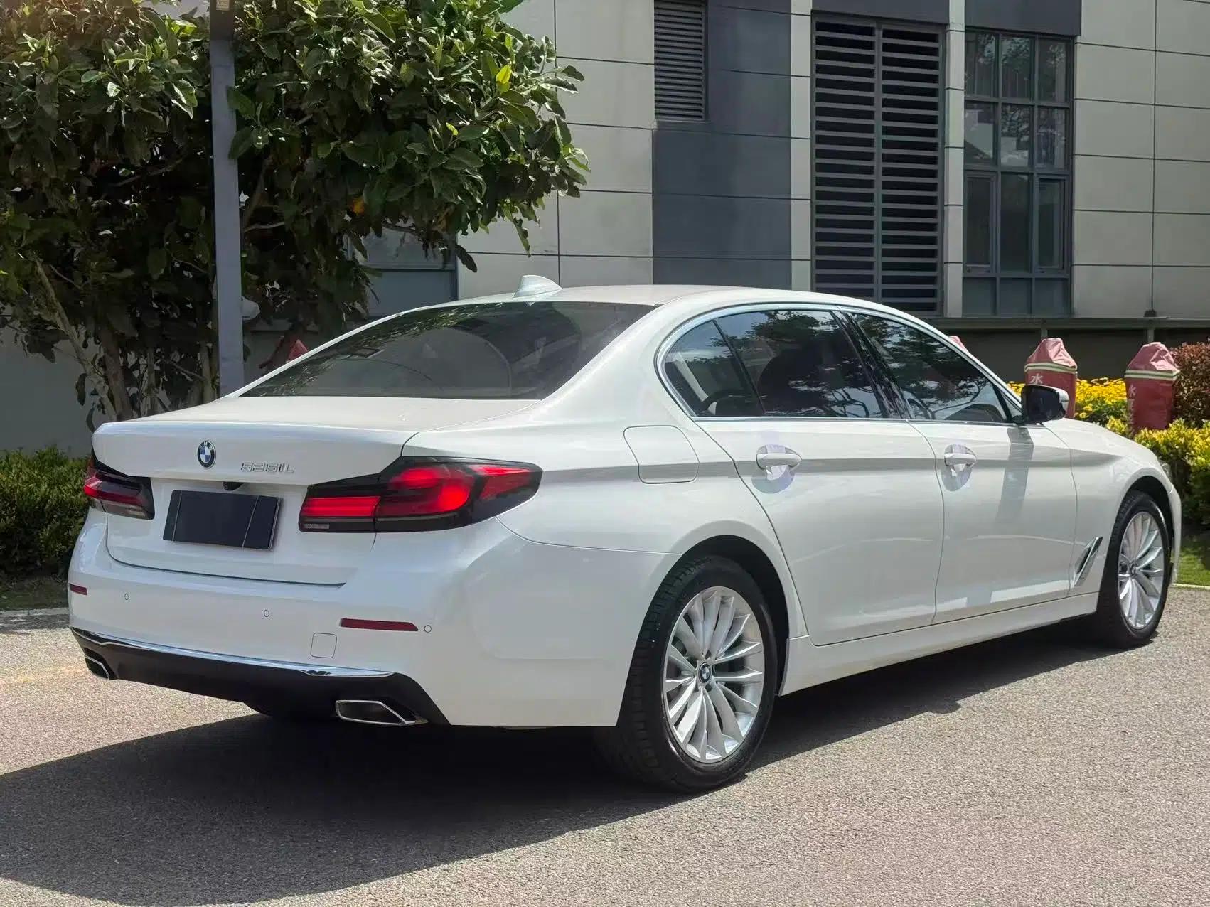 BMW 5 Series 2022 Restyled 525Li Luxury Package — миниатюра 6