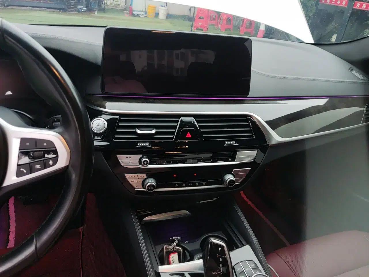 BMW 5 Series 2022 525Li M Sport Package — миниатюра 13