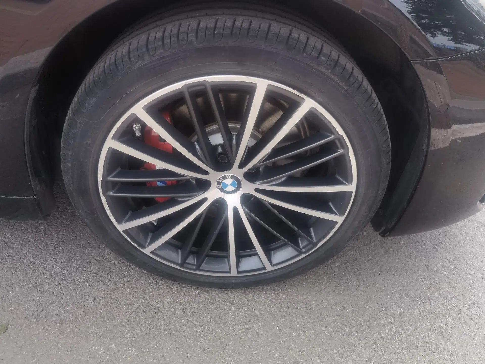 BMW 5 Series 2023 530Li xDrive M Sport Package — миниатюра 8