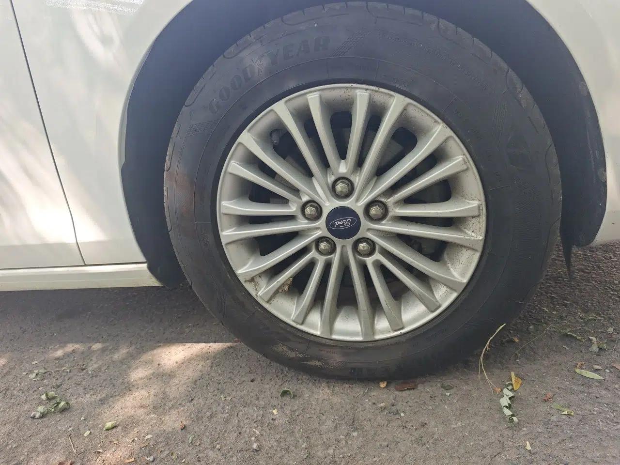 Ford Escort 2017 Revised Version 1.5L Automatic Comfort Edition — миниатюра 8