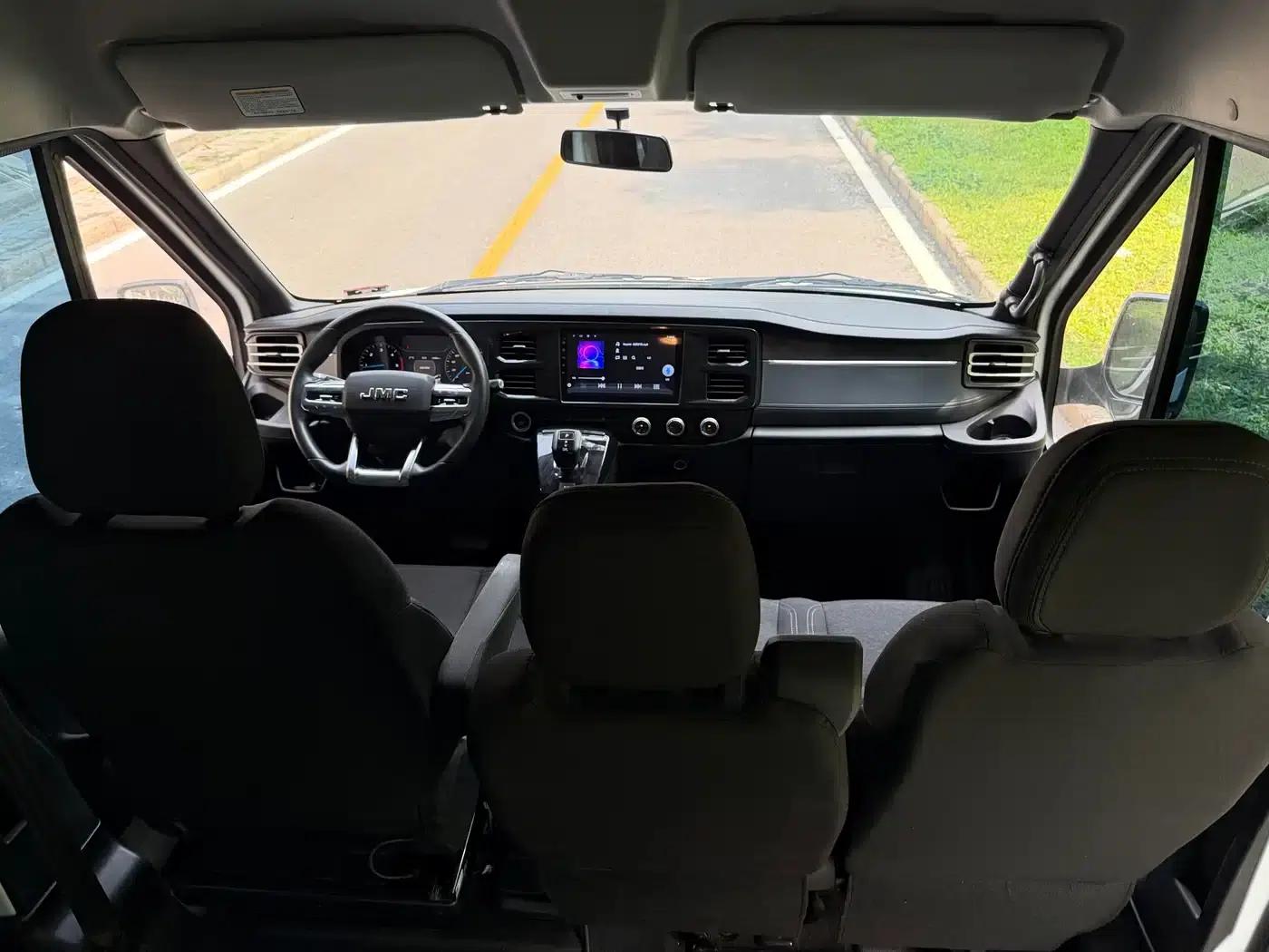 Jiangling Fushun 2025 2.0T 8AT Diesel Short Wheelbase Medium Roof Commercial Multi-purpose Passenger Vehicle (5/6 Seats) — миниатюра 4
