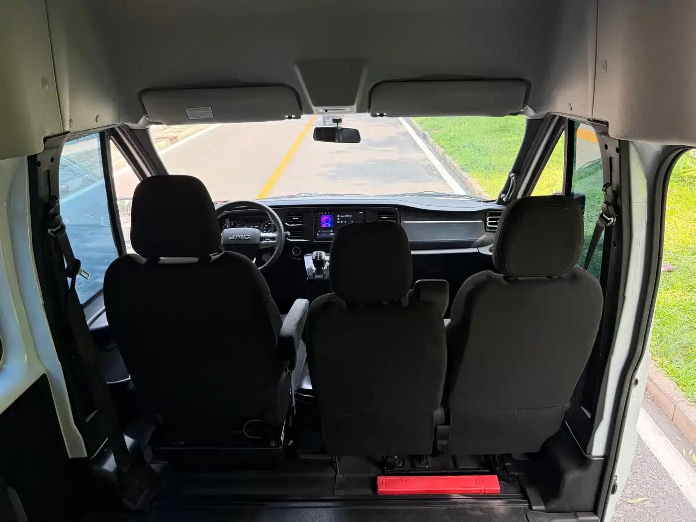 Jiangling Fushun 2025 2.0T 8AT Diesel Short Wheelbase Medium Roof Commercial Multi-purpose Passenger Vehicle (5/6 Seats) — миниатюра 6