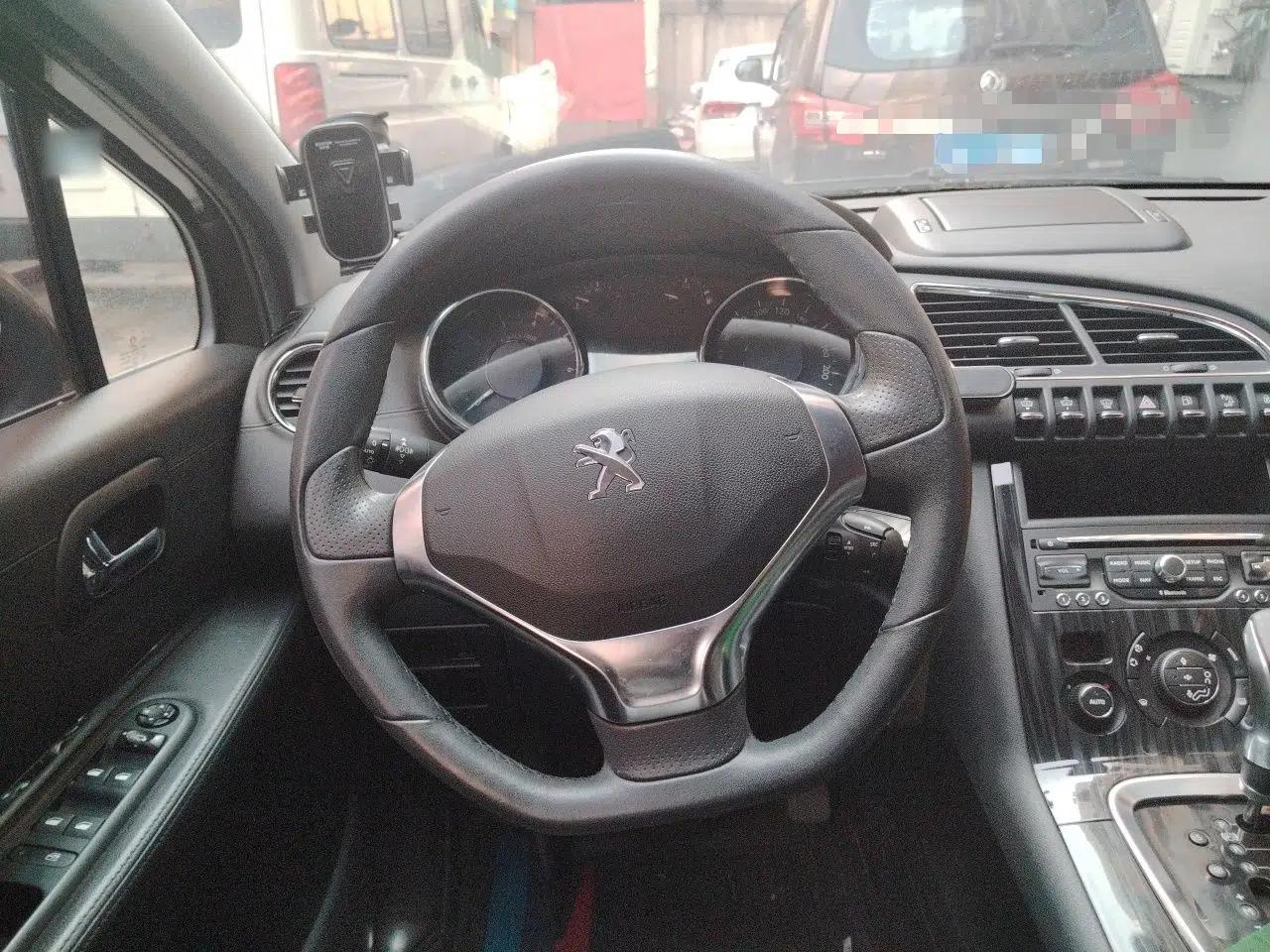 Peugeot 3008 2013 1.6THP Automatic Prestige Edition — миниатюра 10