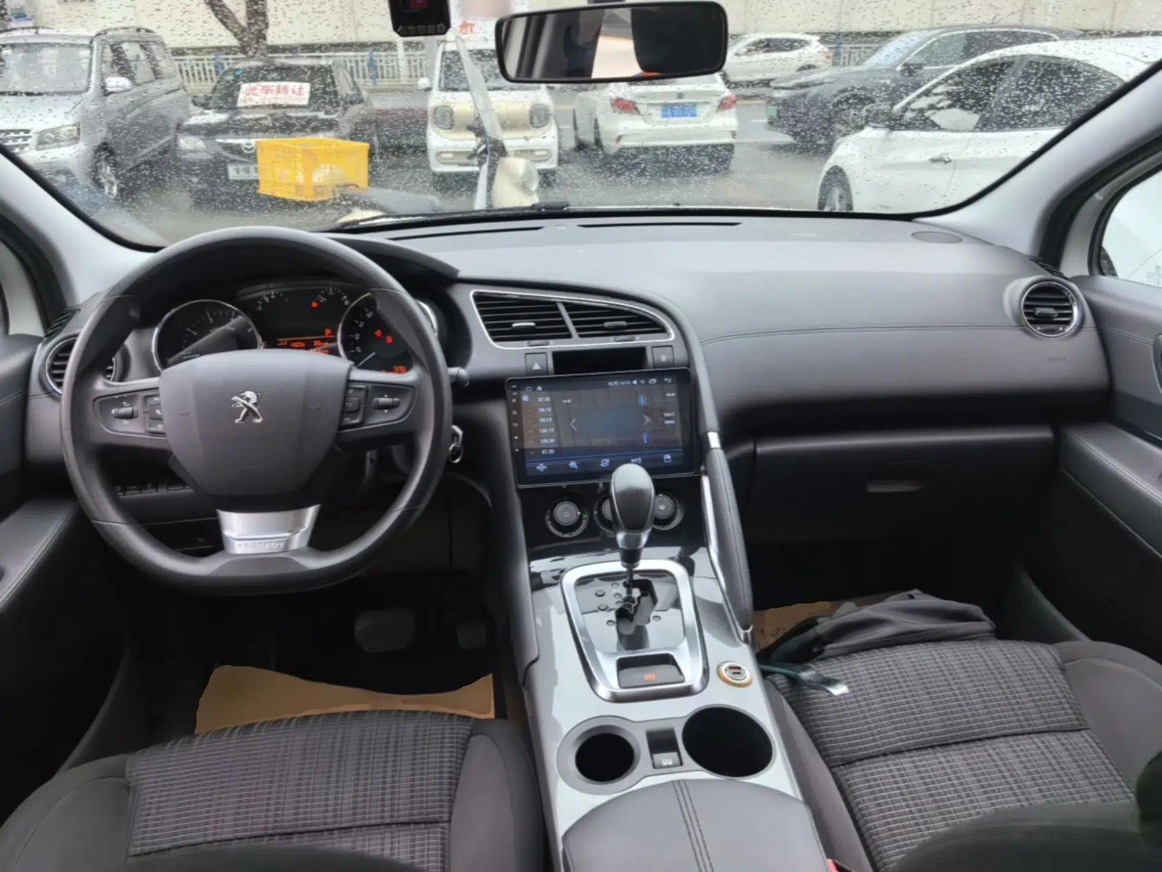 Peugeot 3008 2016 1.6THP Automatic Classic Edition — миниатюра 12