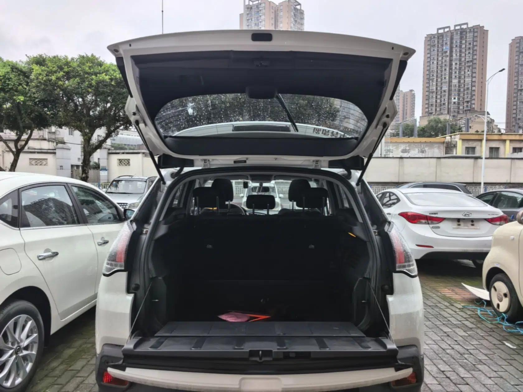 Peugeot 3008 2016 1.6THP Automatic Classic Edition — миниатюра 22