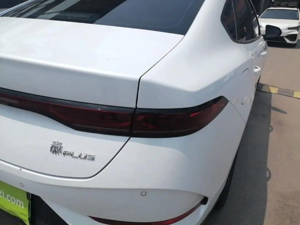 BYD Qin PLUS 2025 DM-i Smart Drive 55KM Leading Model — миниатюра 9