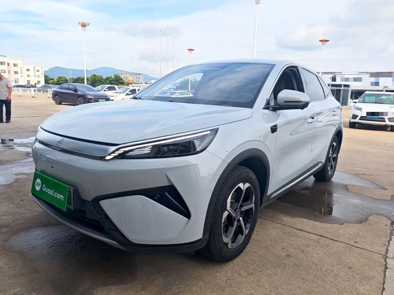 BYD Yuan PLUS 2025 Intelligent Driving Version 510 km Leading Edition — миниатюра 1