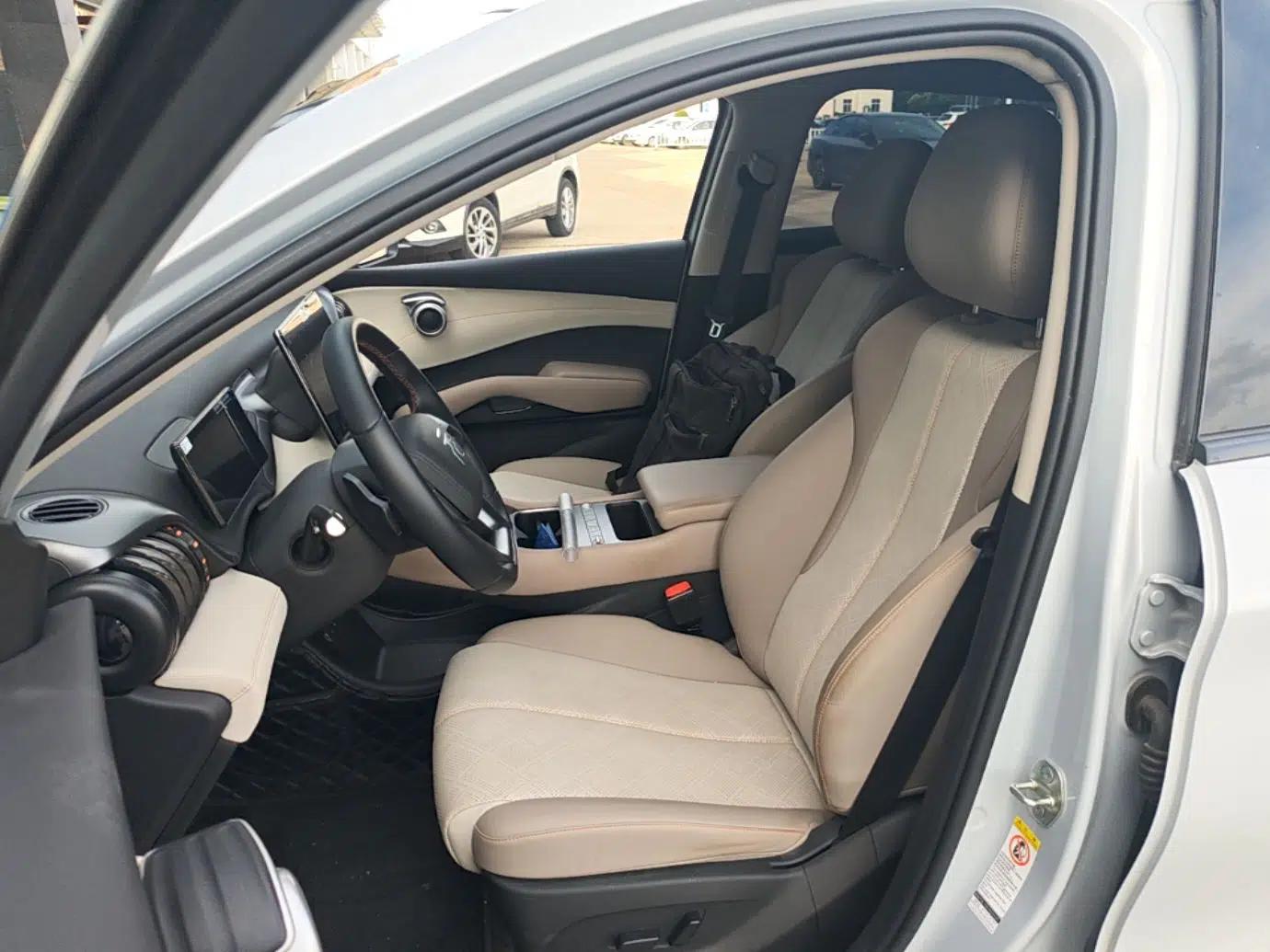 BYD Yuan PLUS 2025 Intelligent Driving Version 510 km Leading Edition — миниатюра 17