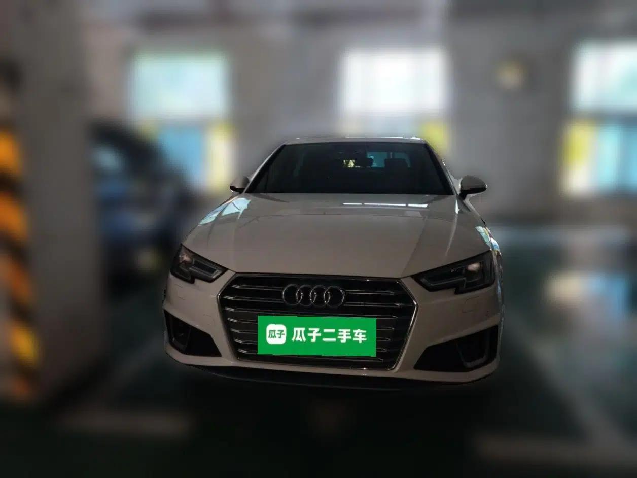 Audi A4L 2019 40 TFSI Fashion Edition China VI Emission Standard — миниатюра 2