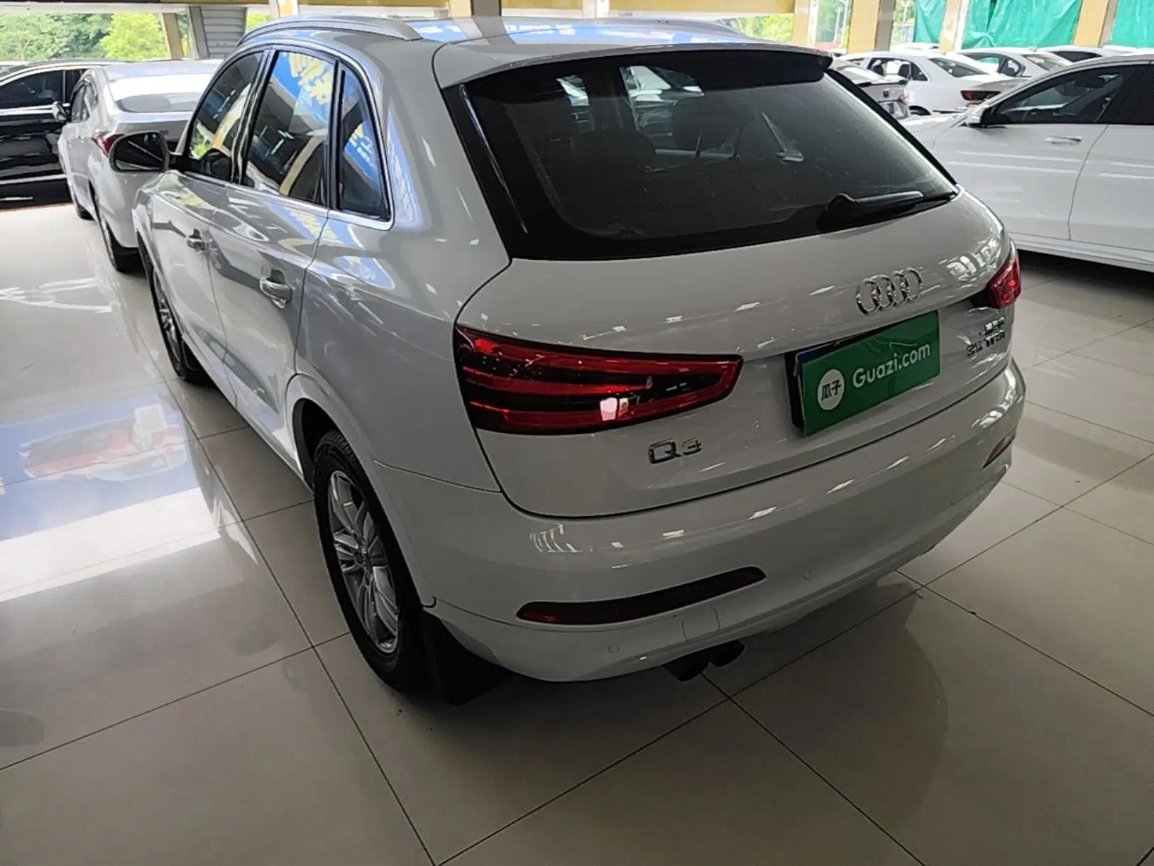 Audi Q3 2015 35 TFSI Millionth Anniversary Comfort Model — миниатюра 4