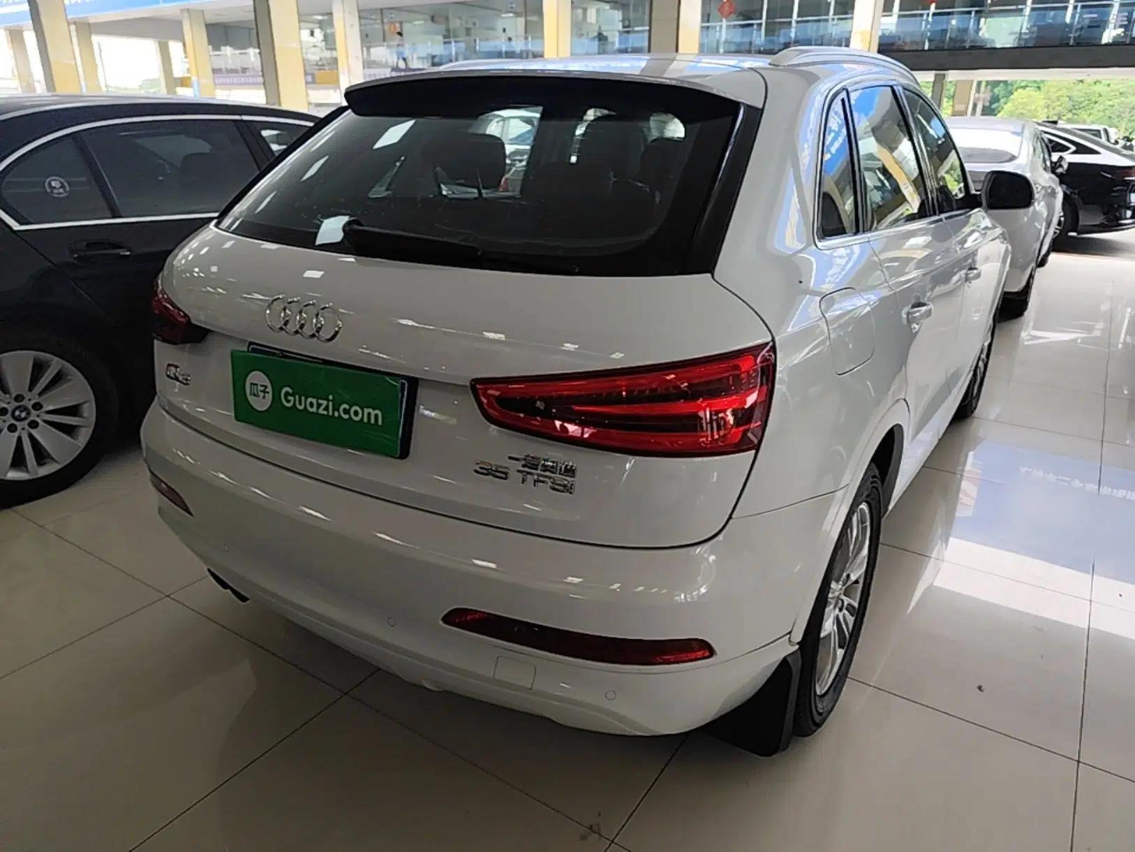 Audi Q3 2015 35 TFSI Millionth Anniversary Comfort Model — миниатюра 6