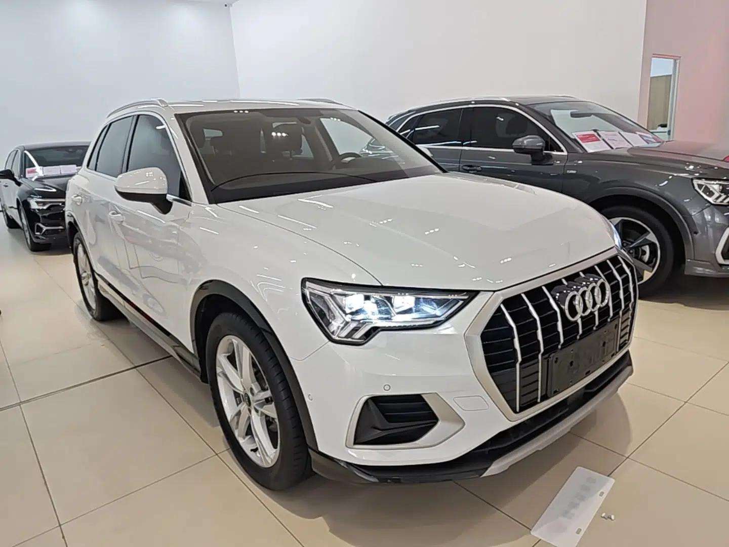 Audi Q3 2023 35 TFSI Fashion Elegant Version (1.4T) — миниатюра 3