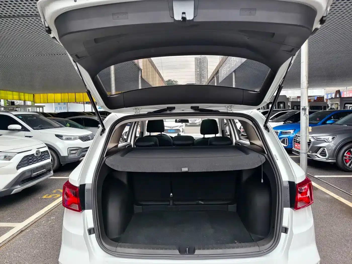 Jetta VS7 2023 280TSI Automatic Entry-Level Edition — миниатюра 13