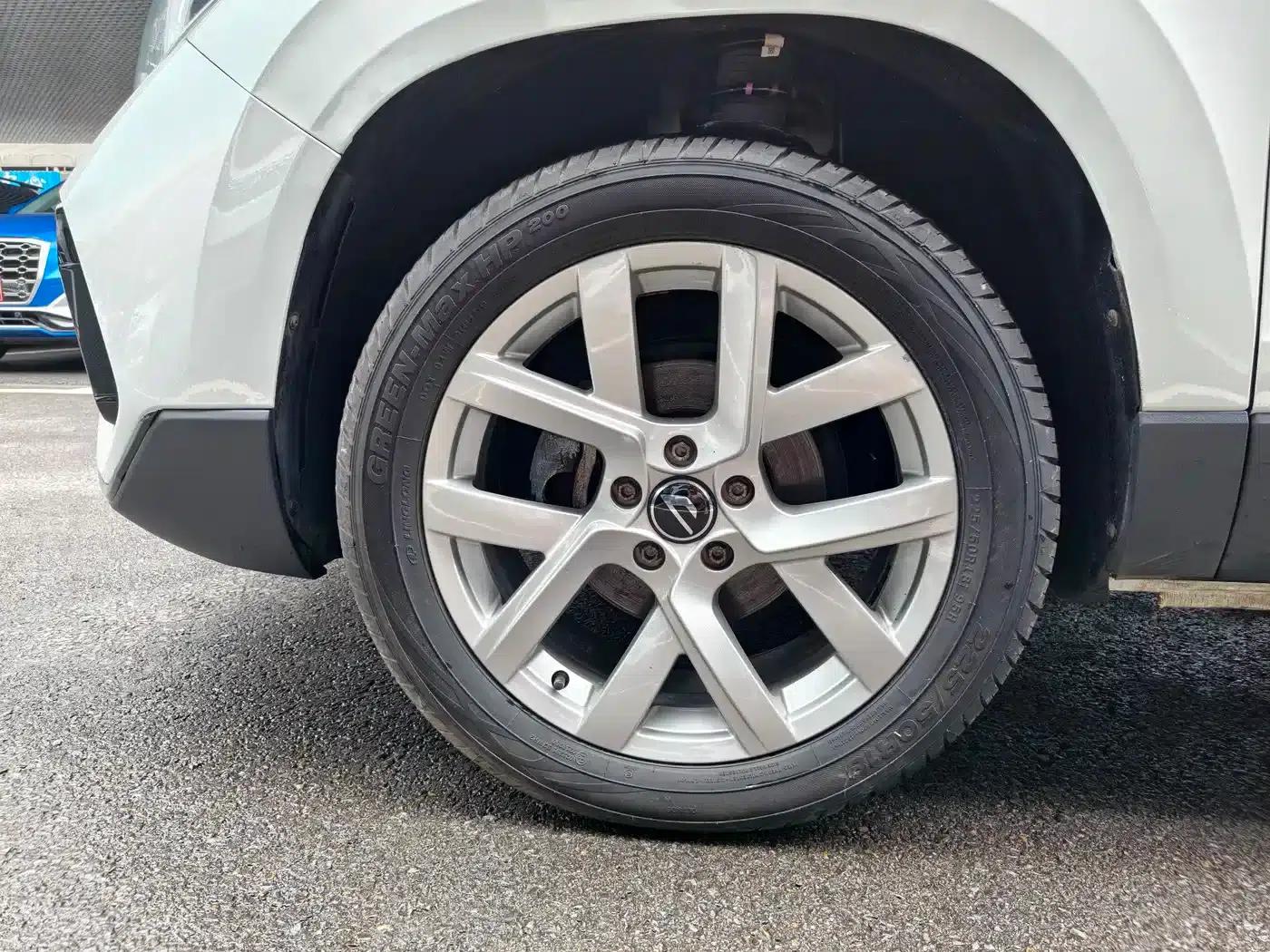 Jetta VS7 2023 280TSI Automatic Entry-Level Edition — миниатюра 7