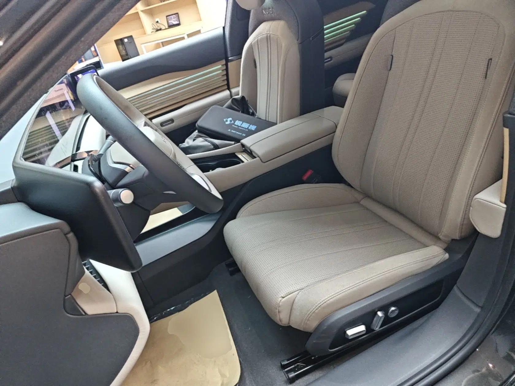 Audi E5 Sportback 2026 Pioneer Plus Model — миниатюра 17