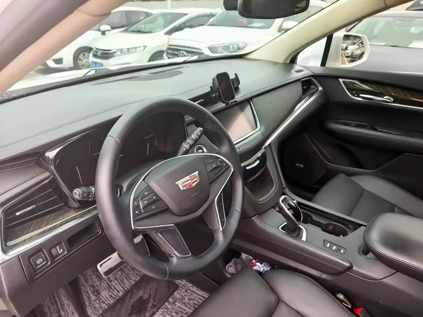 Cadillac XT5 2016 28T AWD Luxury — миниатюра 5