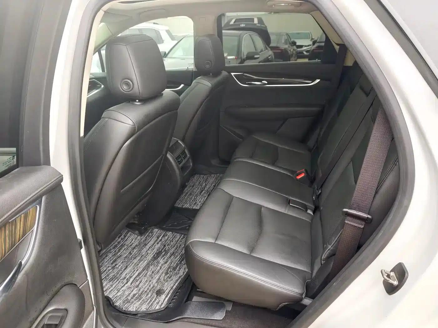 Cadillac XT5 2016 28T AWD Luxury — миниатюра 6