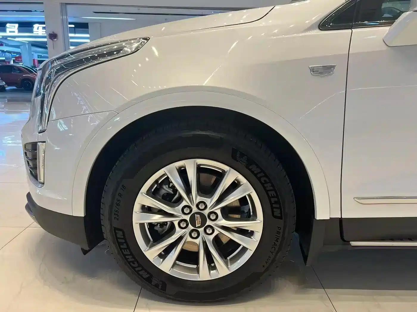 Cadillac XT5 2022 2.0T AWD Luxury — миниатюра 21