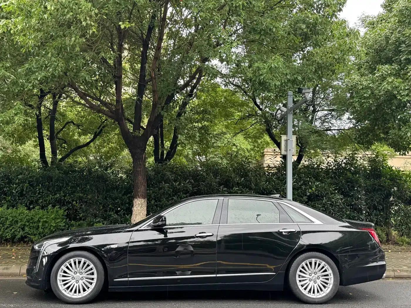 2020 Cadillac CT6 28T Luxury — миниатюра 3
