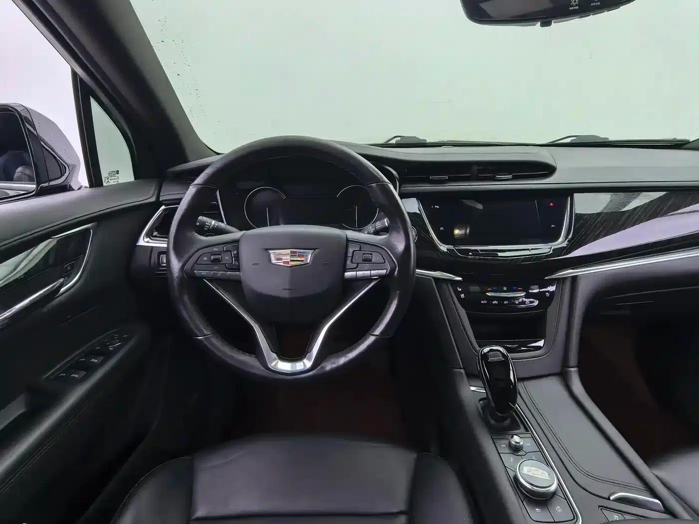 Cadillac XT6 2021 2.0T 7-seater AWD Luxury — миниатюра 11