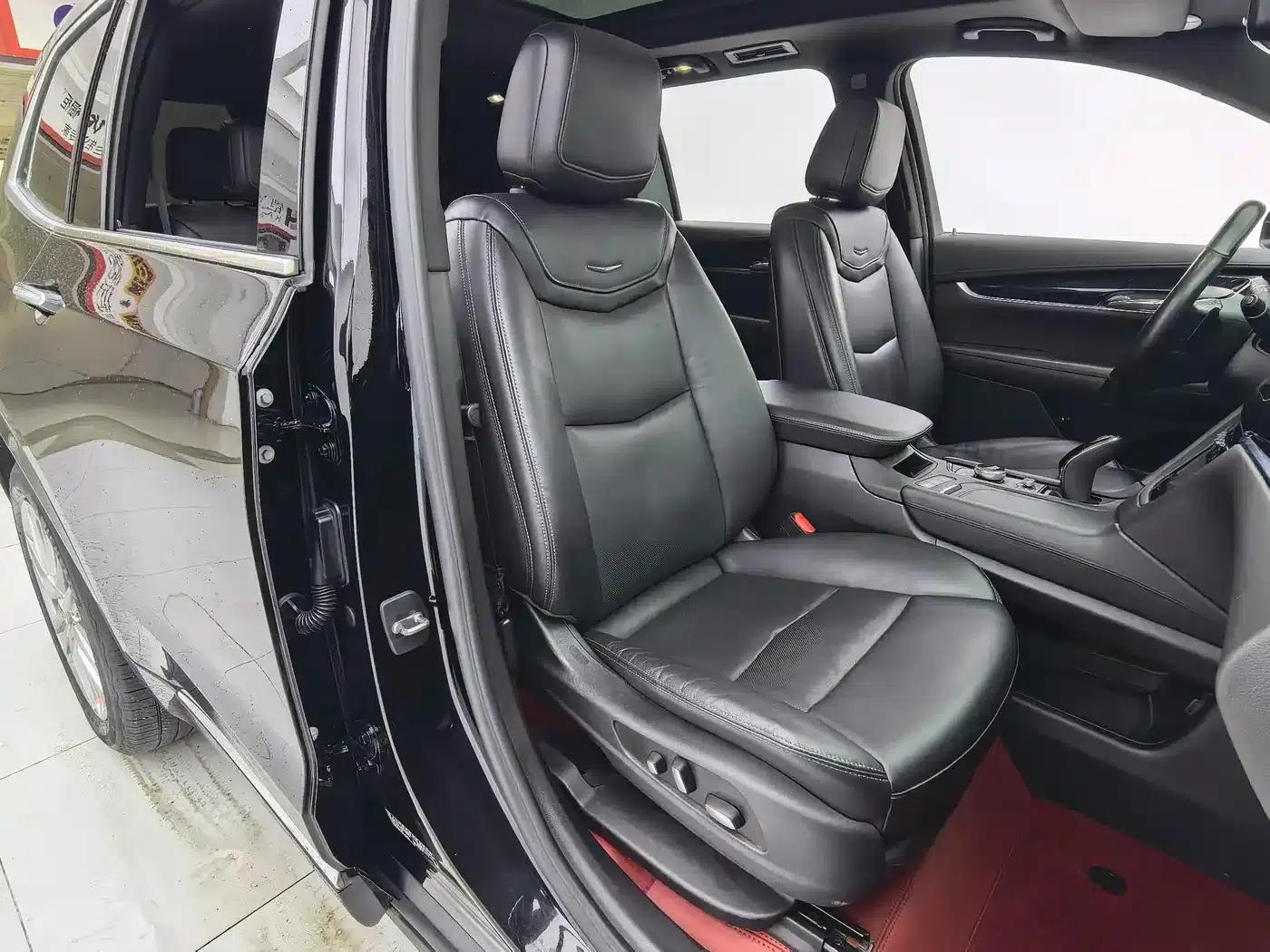 Cadillac XT6 2021 2.0T 7-seater AWD Luxury — миниатюра 14