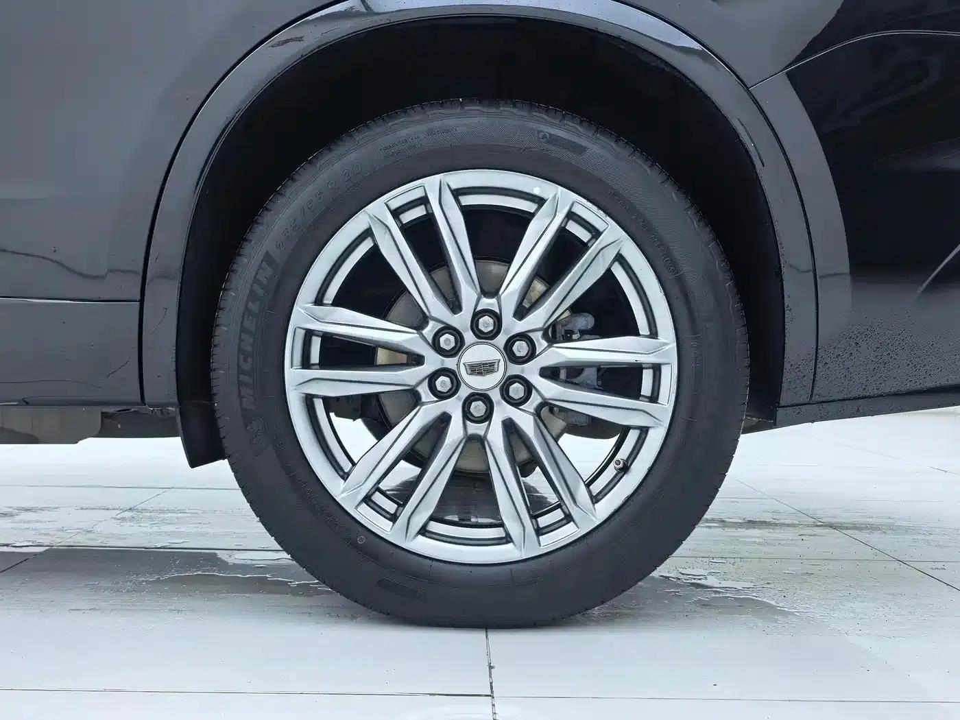 Cadillac XT6 2021 2.0T 7-seater AWD Luxury — миниатюра 29