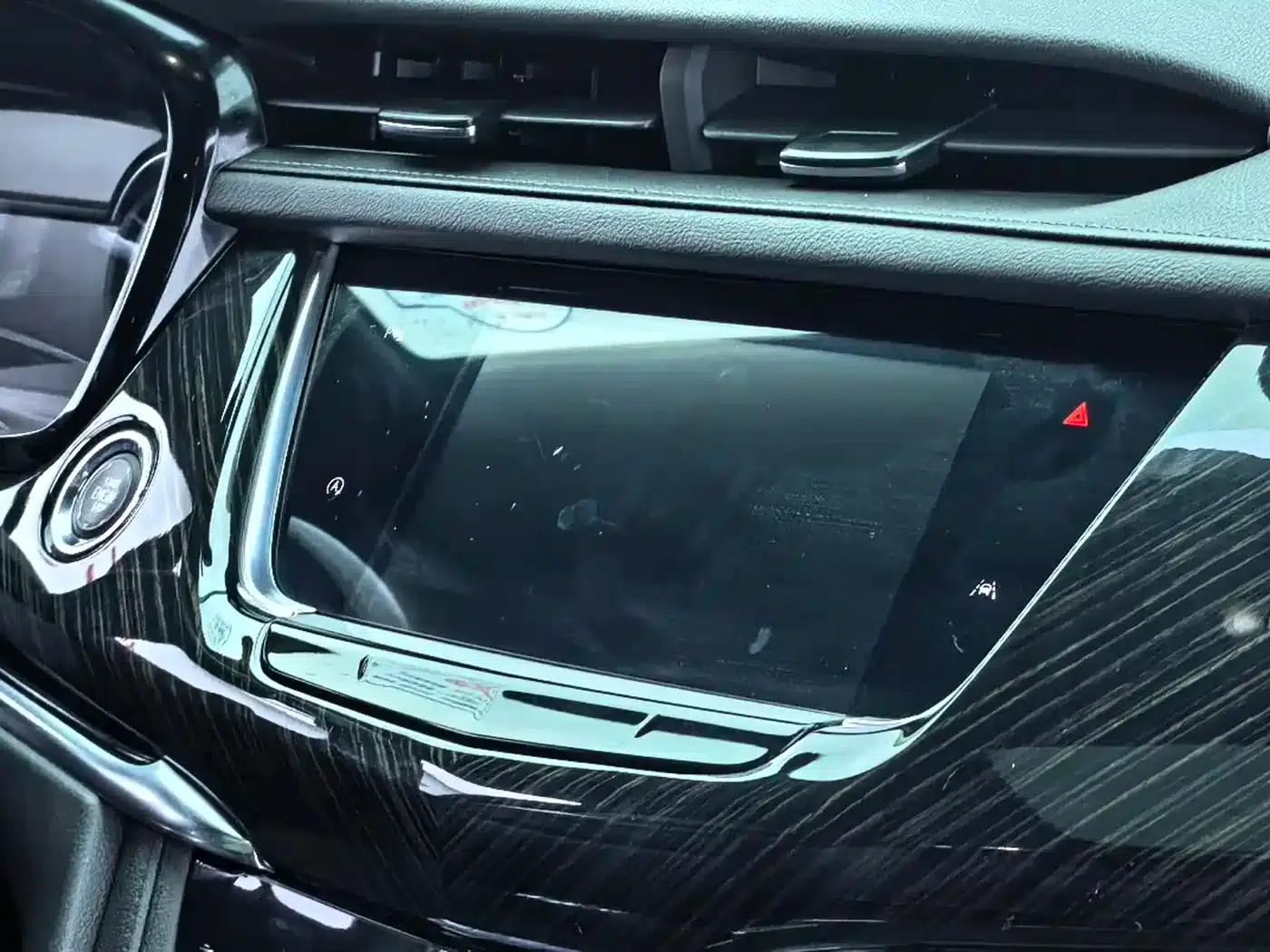 Cadillac XT6 2021 2.0T 7-seater AWD Luxury — миниатюра 7