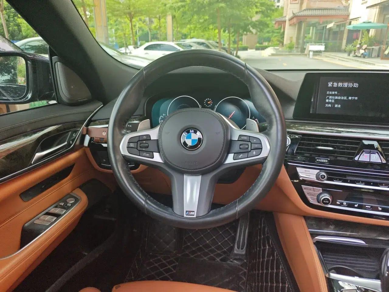 BMW 6 Series GT 2019 630i M Sport Package — миниатюра 10