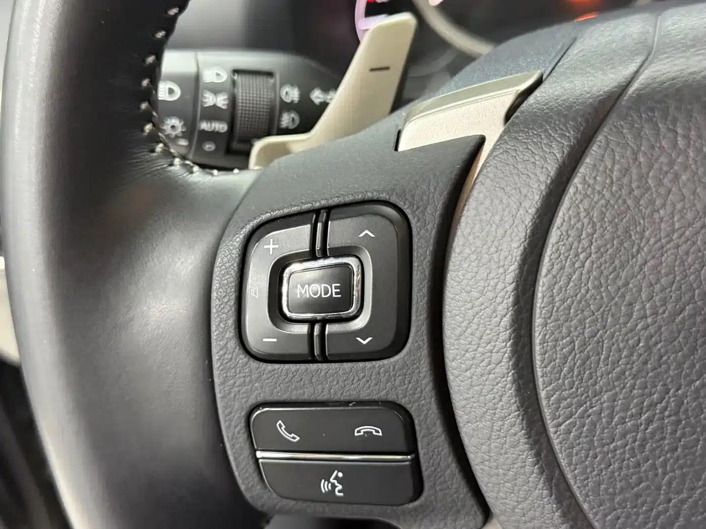 Lexus NX 2020 200 AWD Sport Edition (China VI Emission Standard) — миниатюра 12