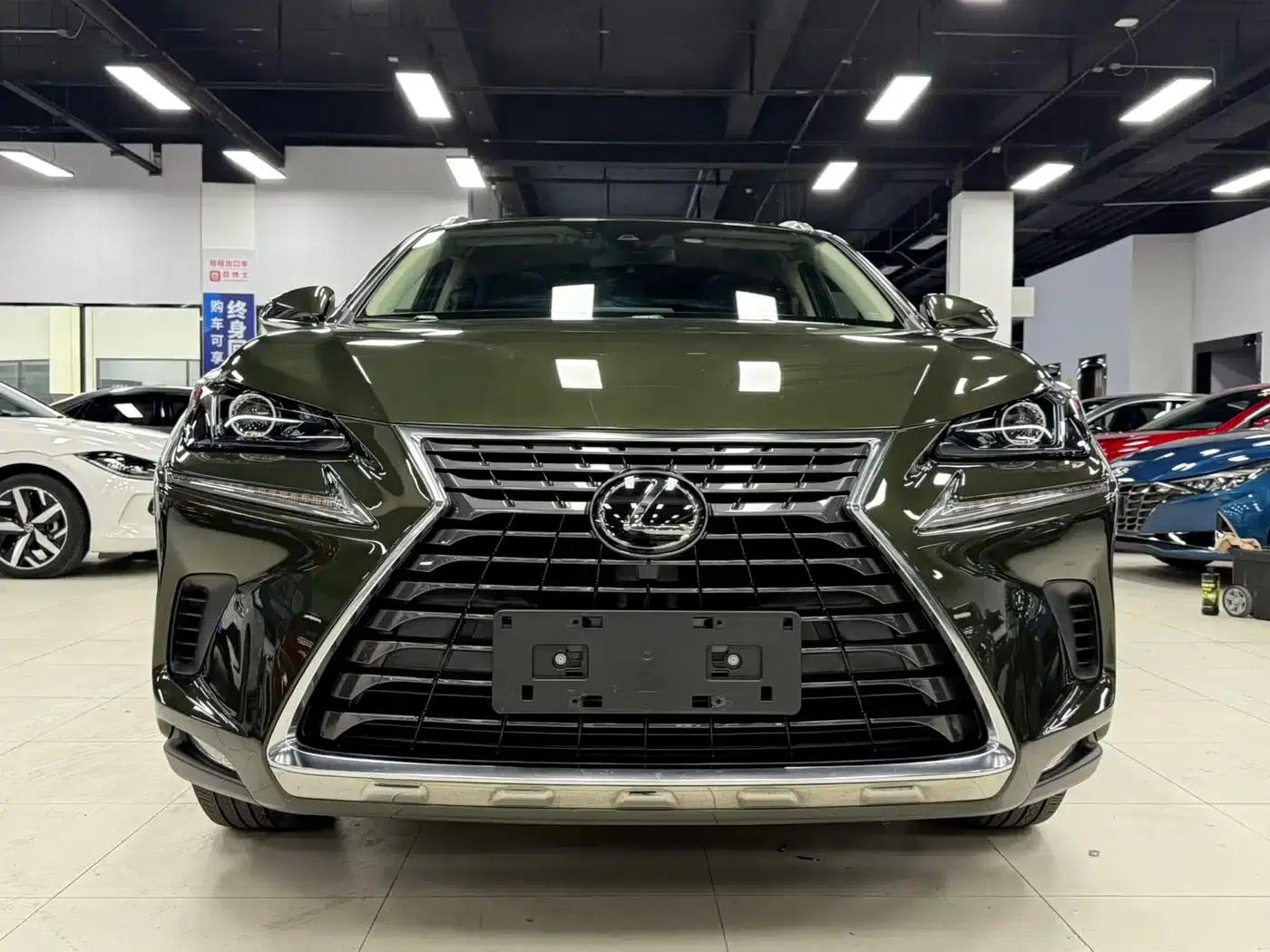 Lexus NX 2020 200 AWD Sport Edition (China VI Emission Standard) — миниатюра 3