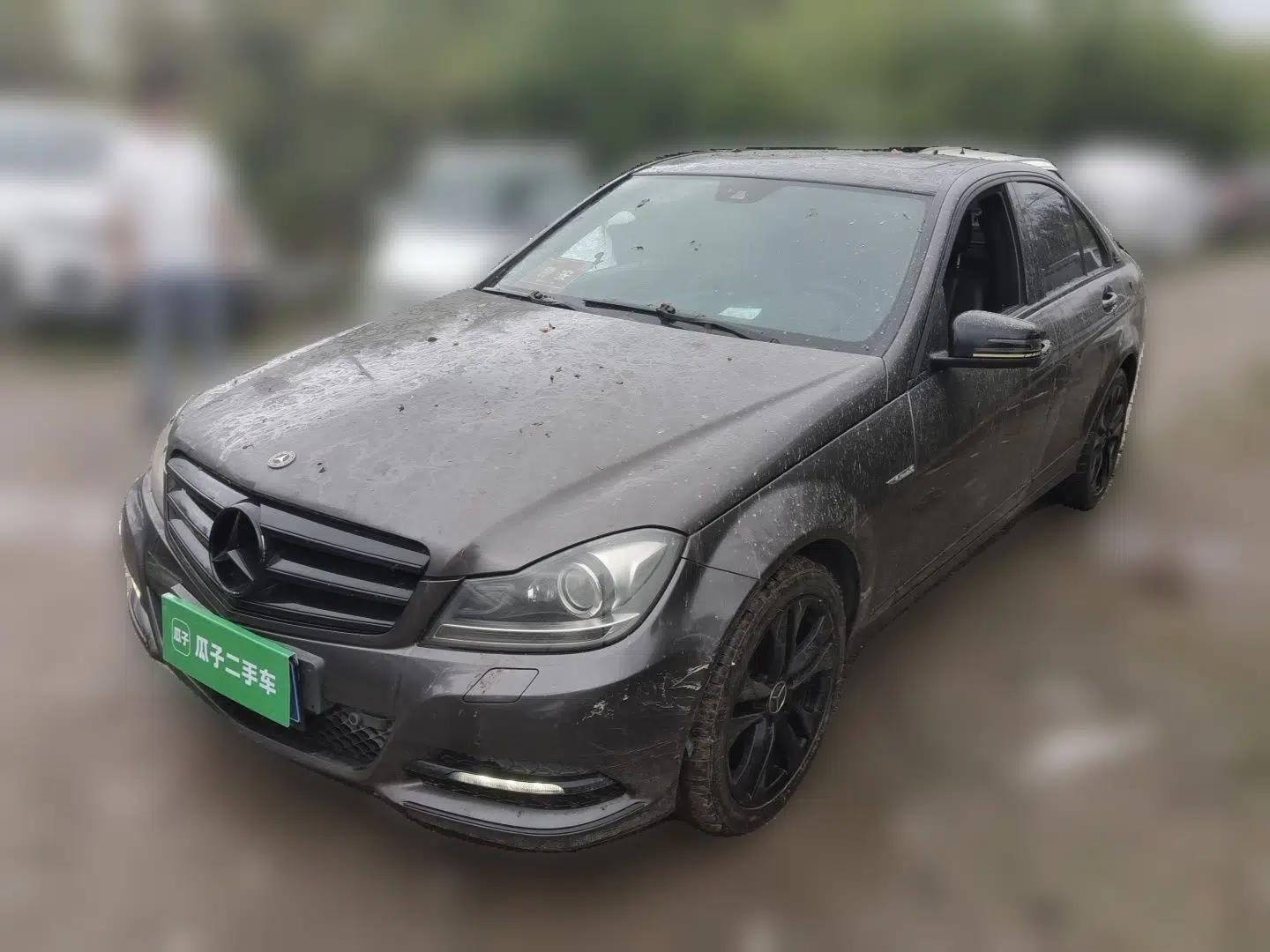 Mercedes-Benz C-Class 2011 C 200 CGI Fashion Model — миниатюра 1