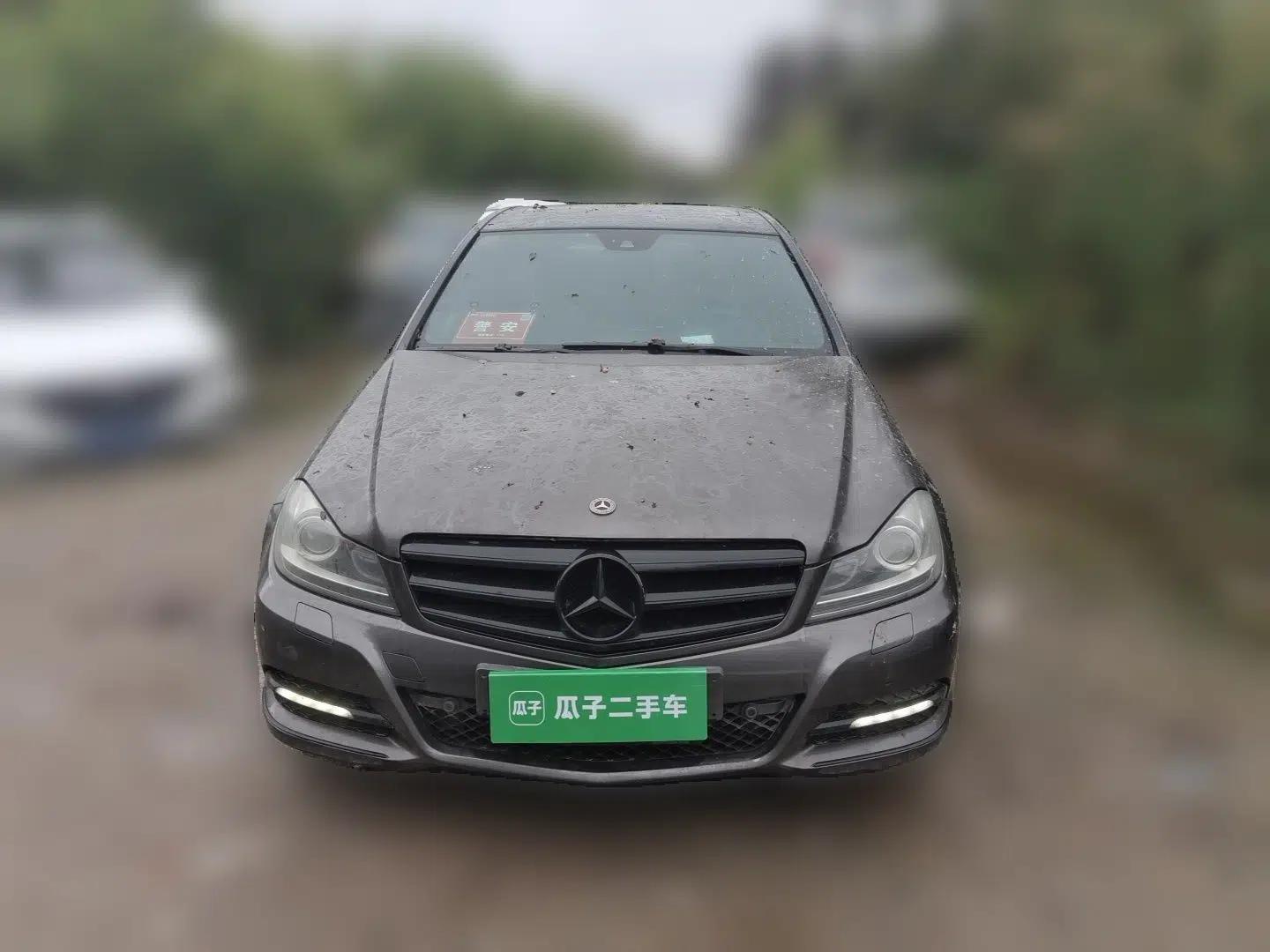 Mercedes-Benz C-Class 2011 C 200 CGI Fashion Model — миниатюра 2