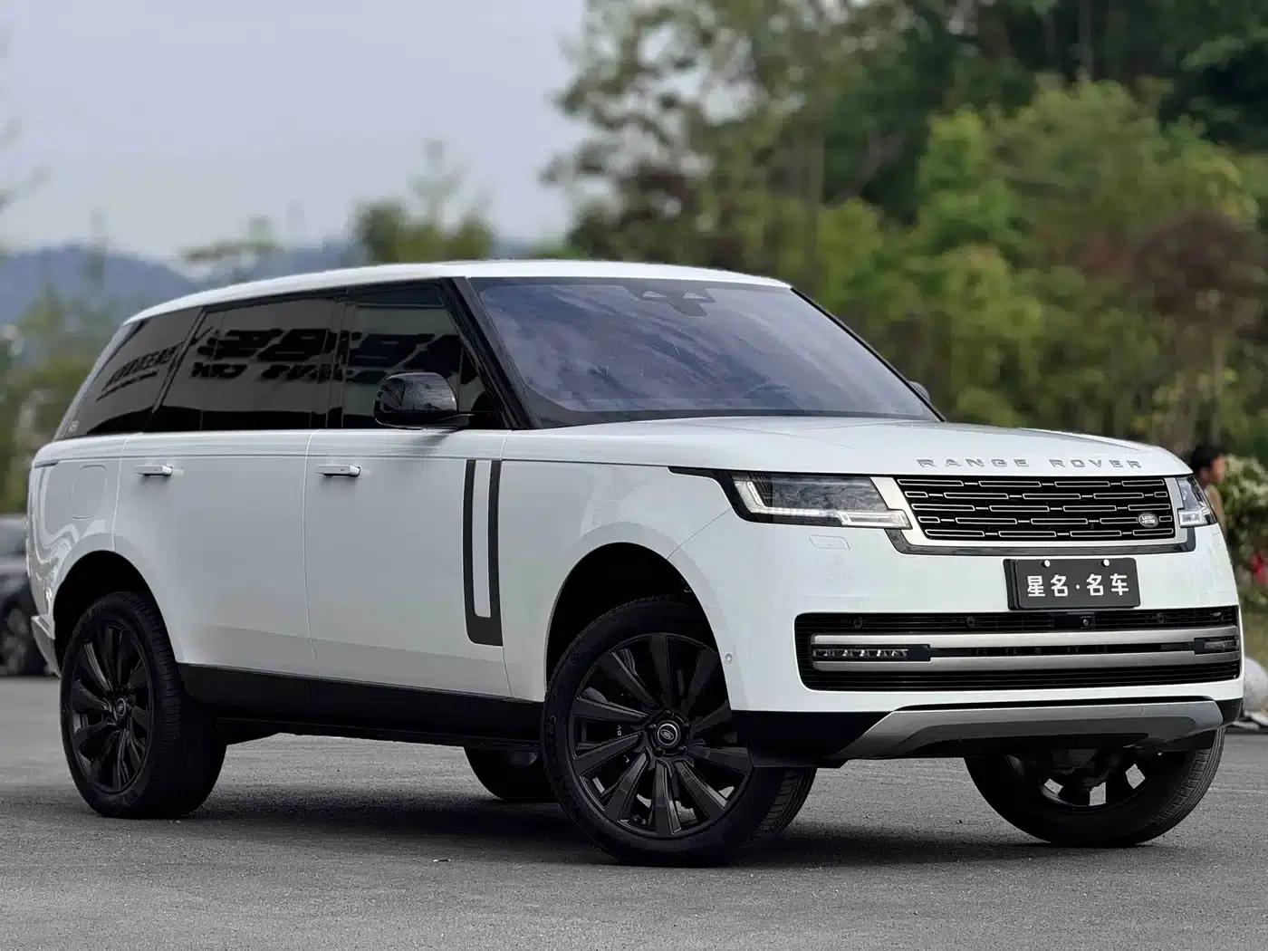 Range Rover 2024 3.0 L6 400PS Extended Wheelbase 7-Seater — миниатюра 3