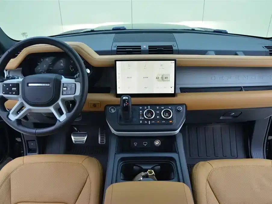 2023 Land Rover Defender Facelift 110 3.0T P400 Dark Edition — миниатюра 6
