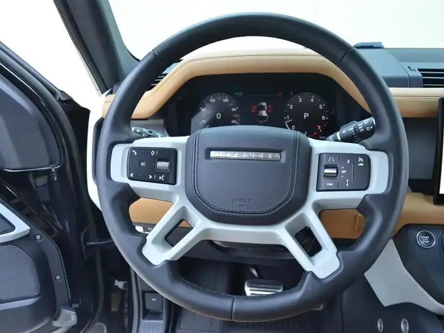 2023 Land Rover Defender Facelift 110 3.0T P400 Dark Edition — миниатюра 9