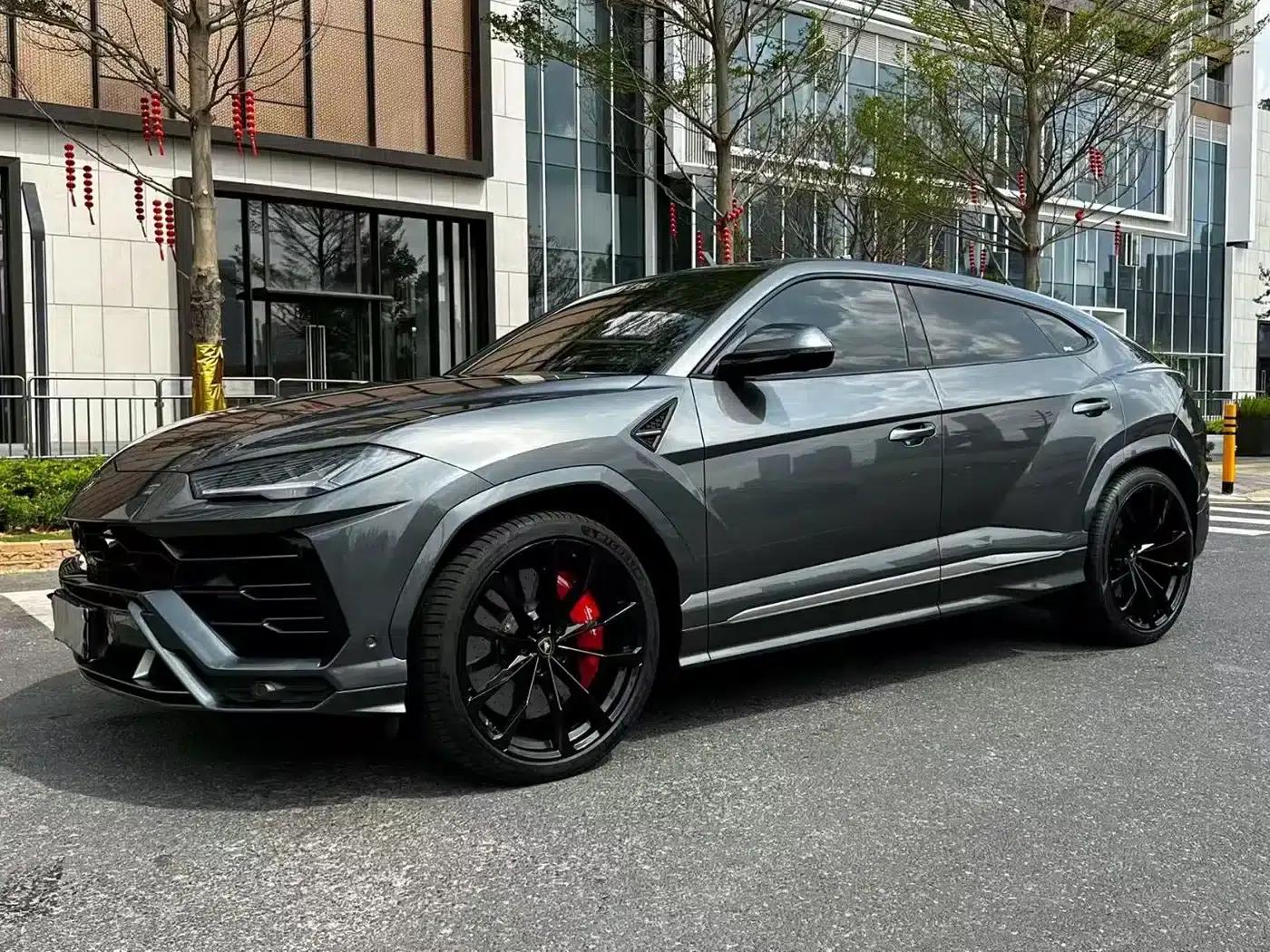 2021 Urus 4.0T V8 — миниатюра 1
