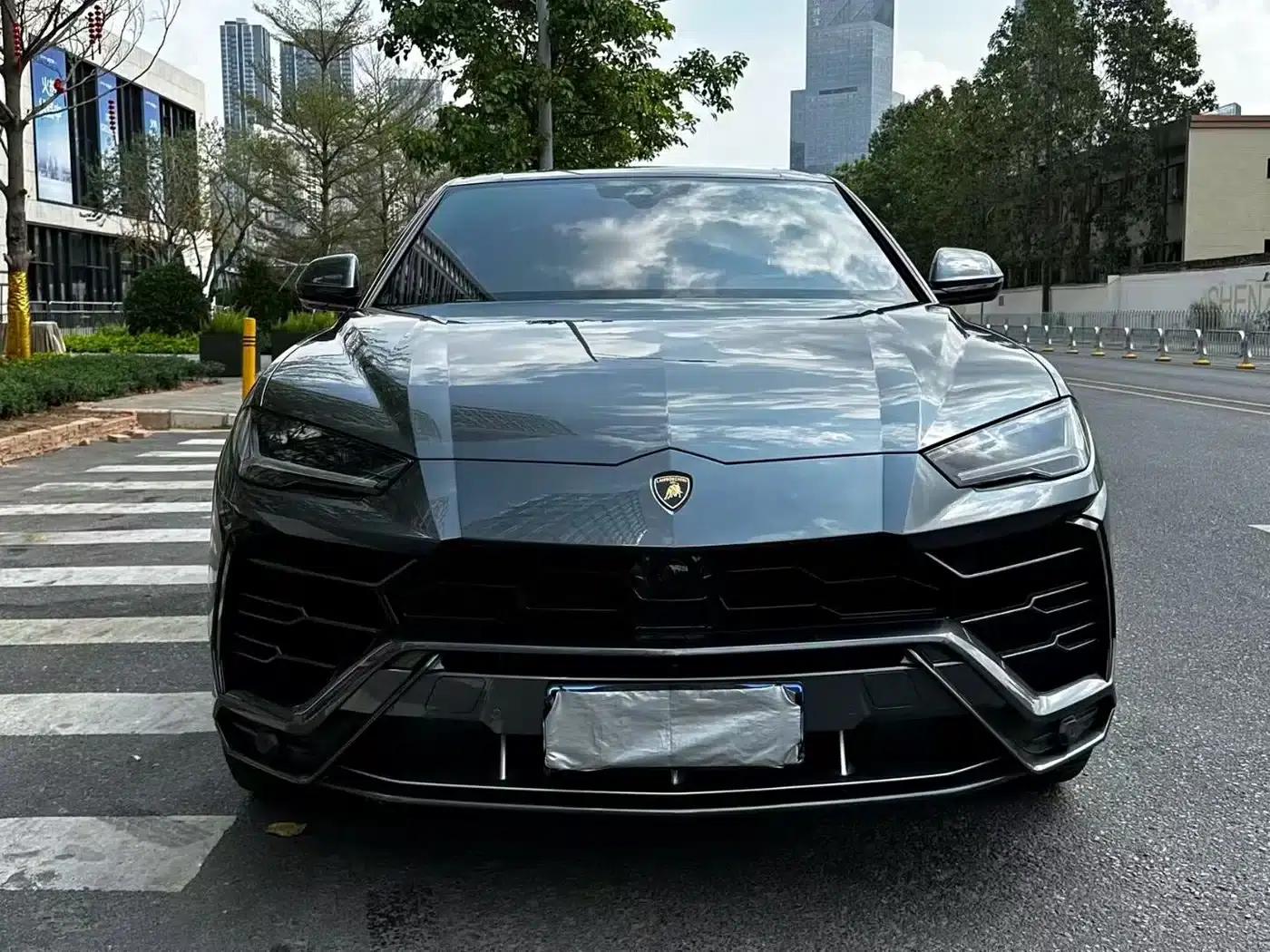 2021 Urus 4.0T V8 — миниатюра 2
