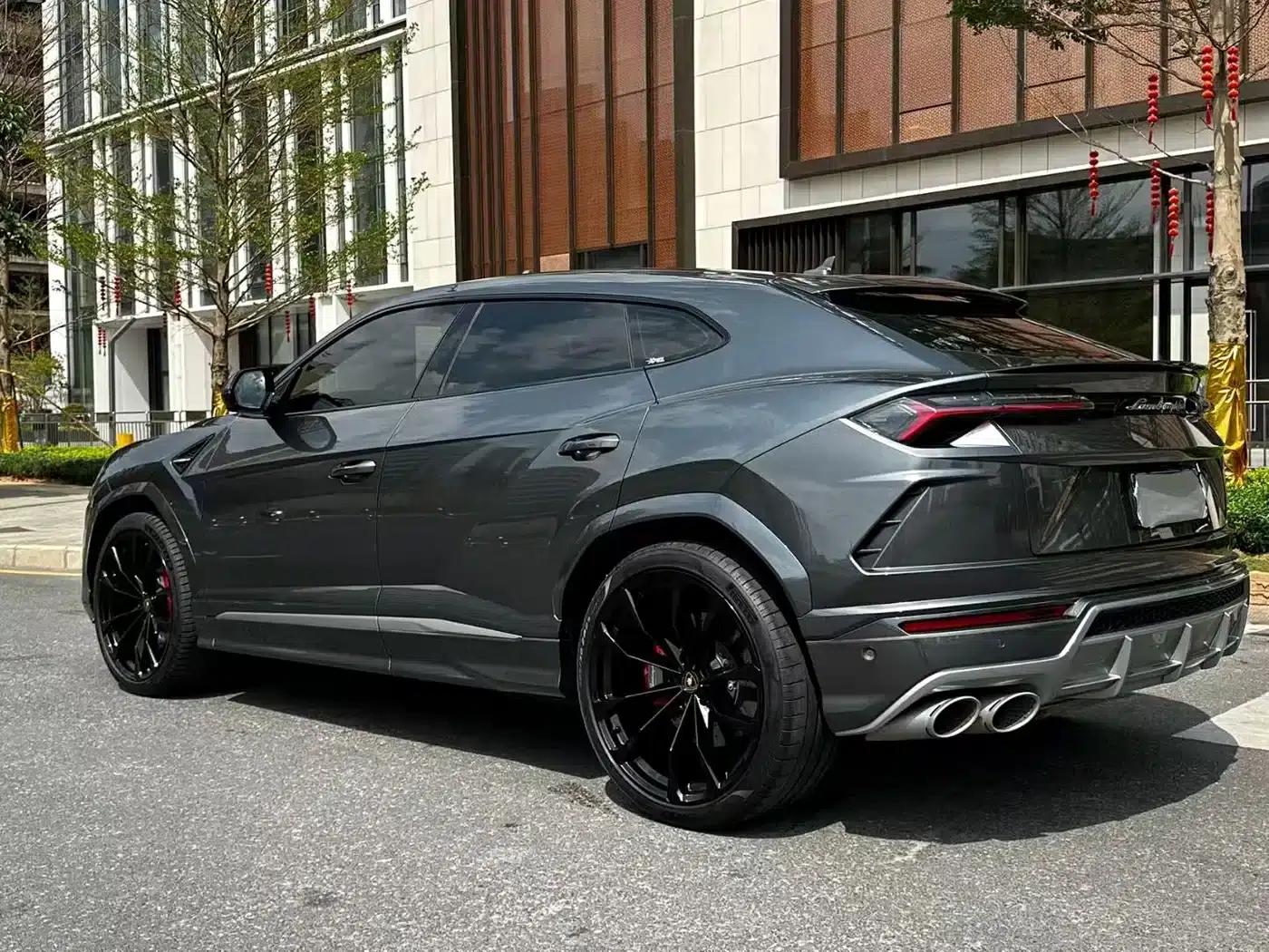 2021 Urus 4.0T V8 — миниатюра 9