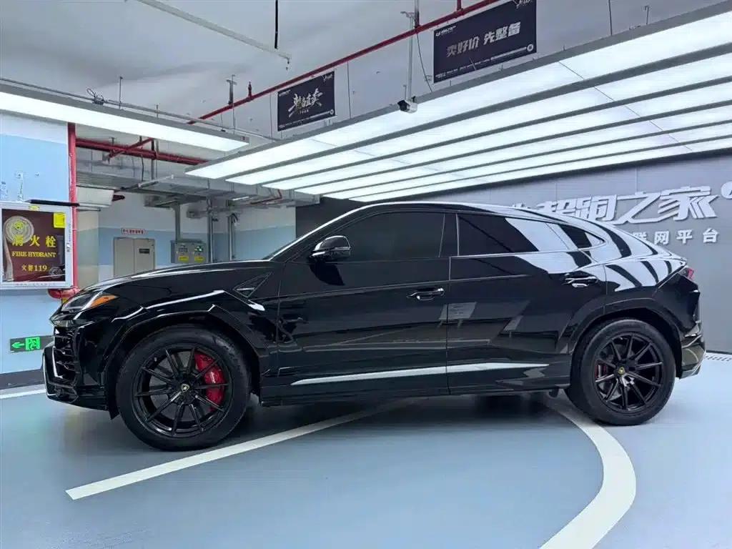 2018 Urus 4.0T V8 — миниатюра 3