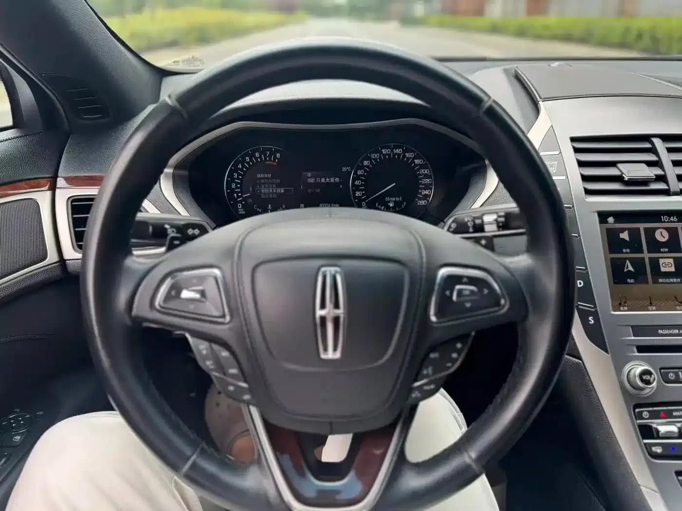 Lincoln MKZ 2018 2.0T Premium Edition — миниатюра 4