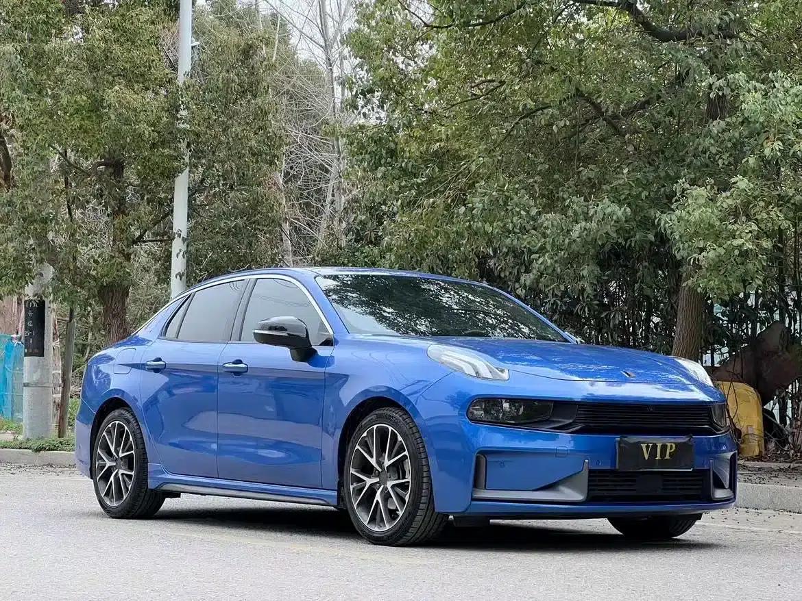 Lynk & Co 03 2018 1.5TD DCT Pro Edition (National V Emission Standard) — миниатюра 3