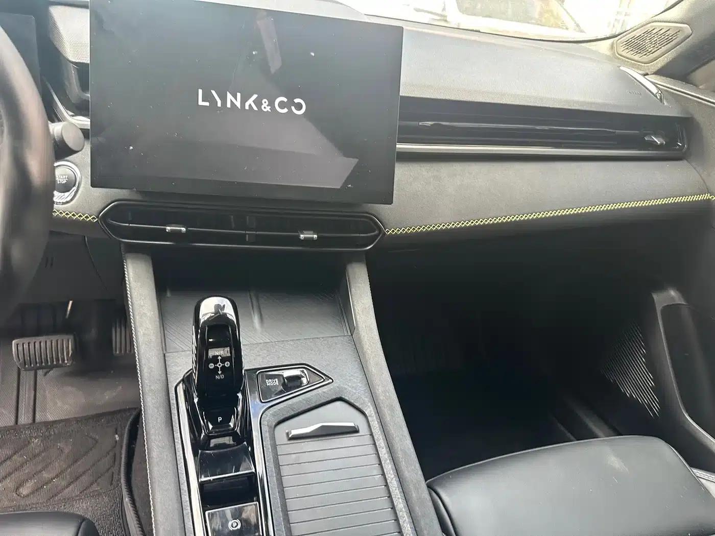 Lynk & Co 03 2022 1.5TD DCT Plus — миниатюра 6