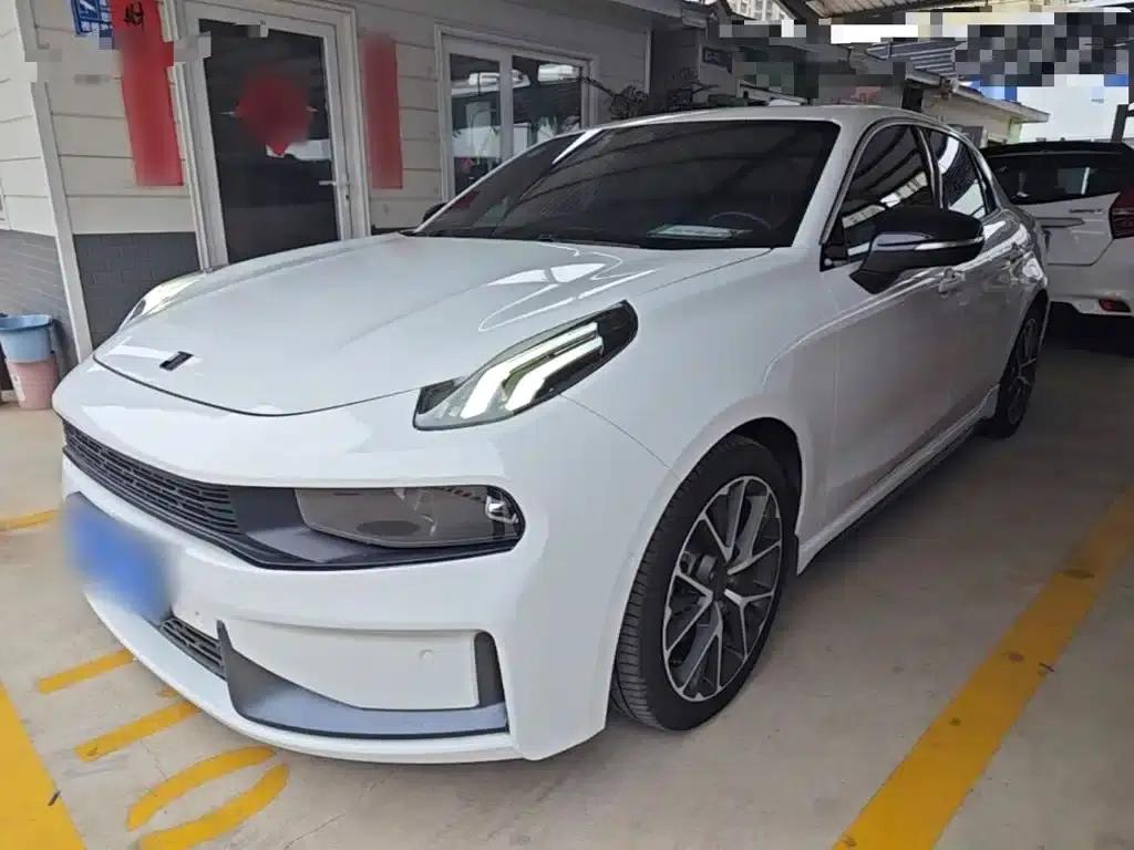Lynk & Co 03 2018 1.5TD DCT Pro Edition (National V Emission Standard) — миниатюра 1