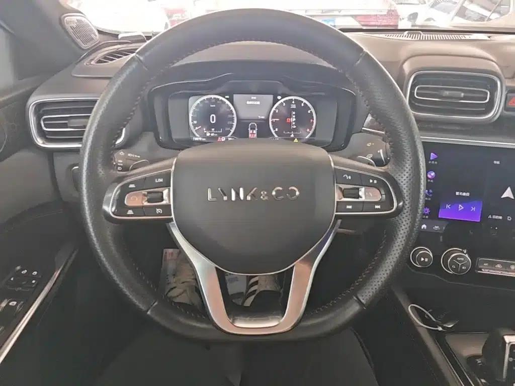 Lynk & Co 03 2018 1.5TD DCT Pro Edition (National V Emission Standard) — миниатюра 11