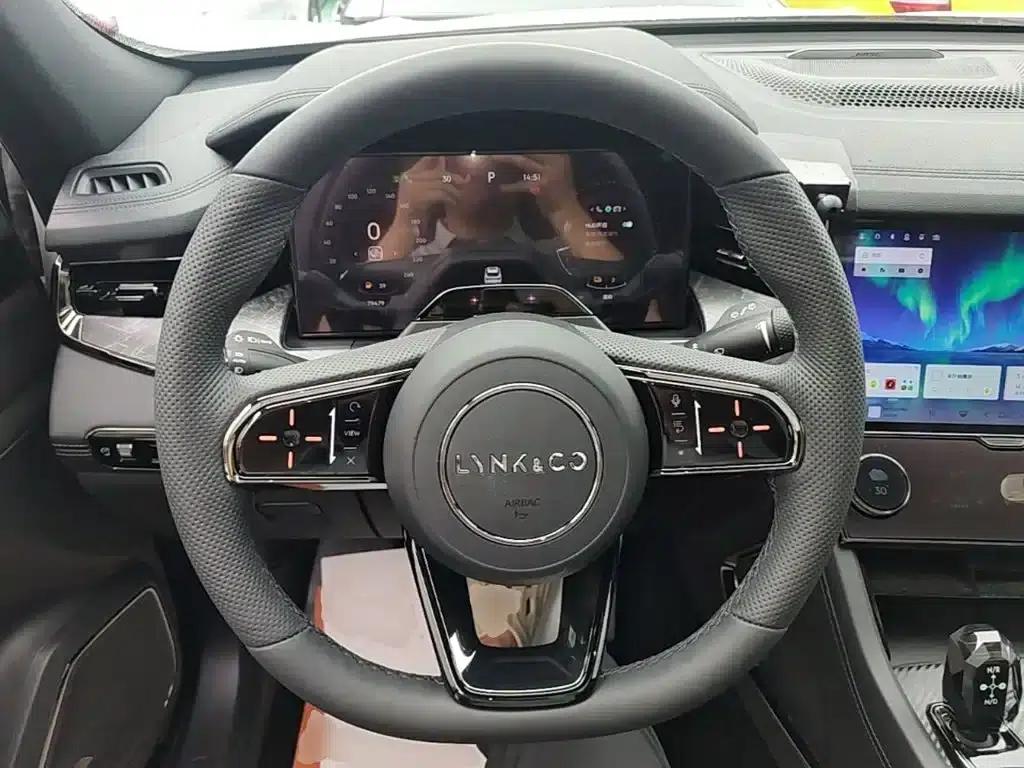 Lynk & Co 09 EM-P 2021 2.0T PHEV Halo 7-seater — миниатюра 11