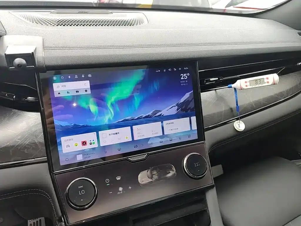 Lynk & Co 09 EM-P 2021 2.0T PHEV Halo 7-seater — миниатюра 13