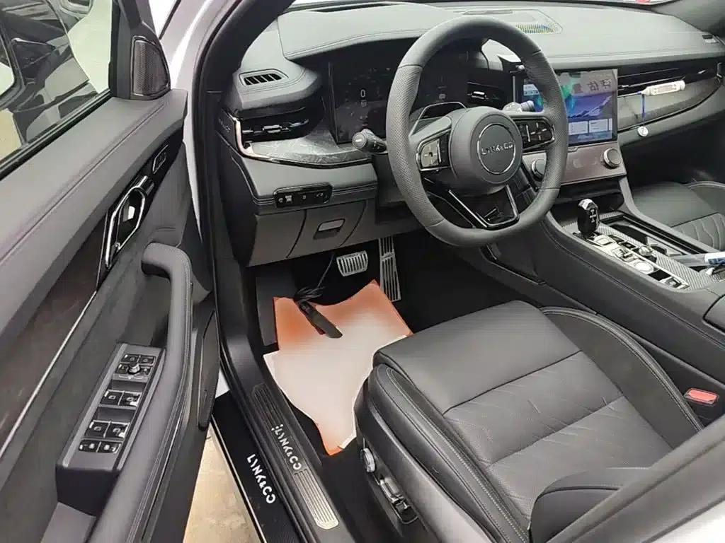 Lynk & Co 09 EM-P 2021 2.0T PHEV Halo 7-seater — миниатюра 16