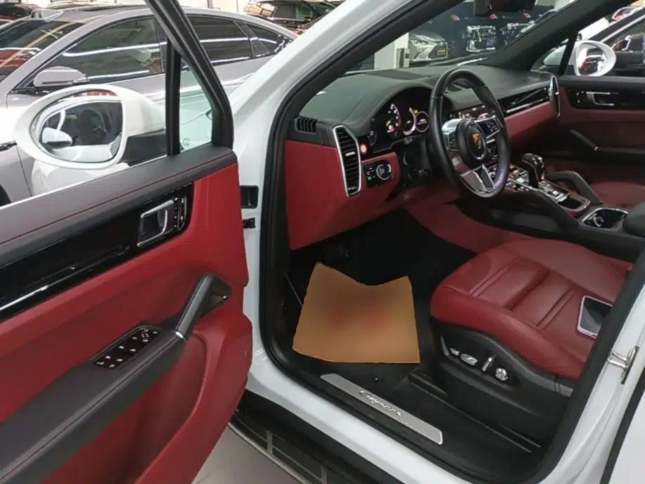 Porsche Cayenne E-Hybrid 2021 Cayenne E-Hybrid 2.0T — миниатюра 18