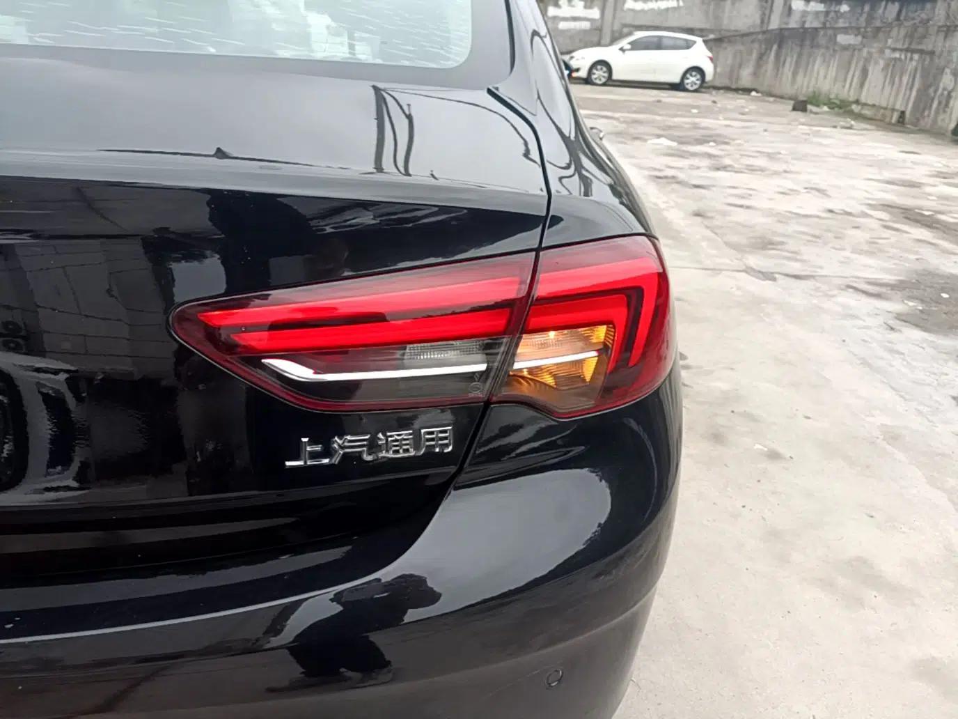 Buick Regal 2017 20T Luxury Model — миниатюра 9